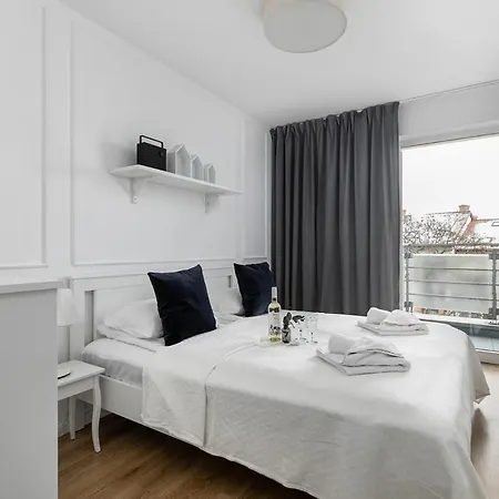 Navigator Portowa By Renters شقة