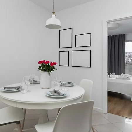 Navigator Portowa By Renters شقة *